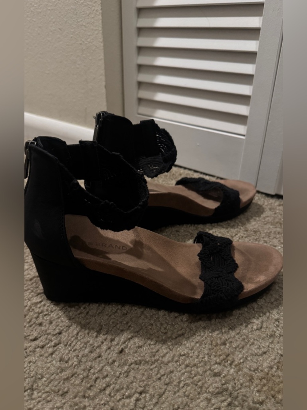 Lucky Brand heeled wedge 8.5
